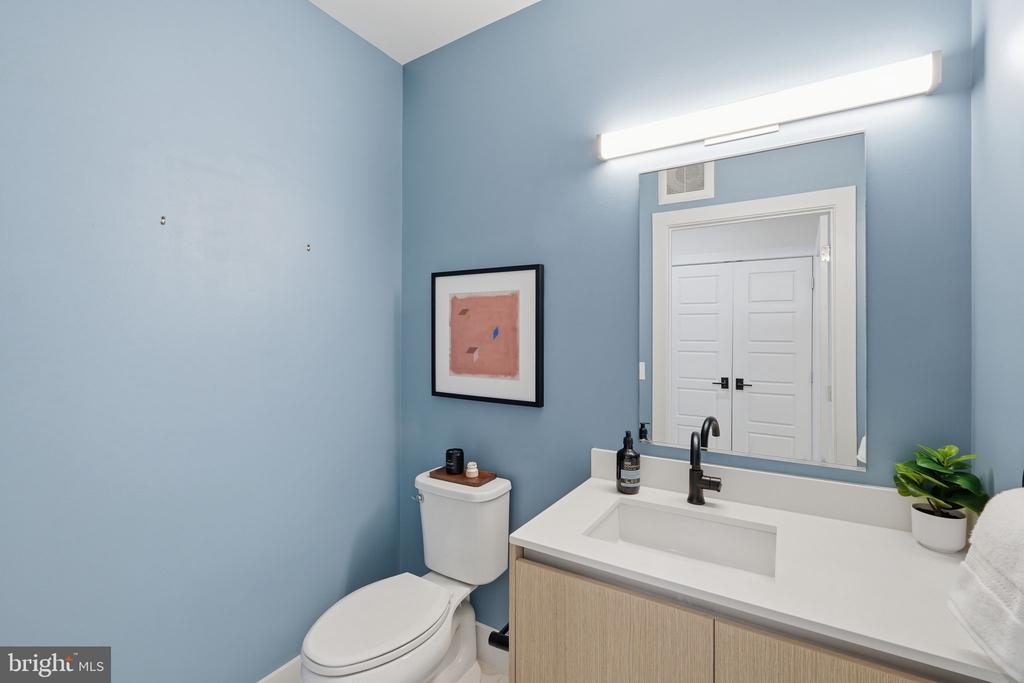 1309 E STREET SE Unit: 20