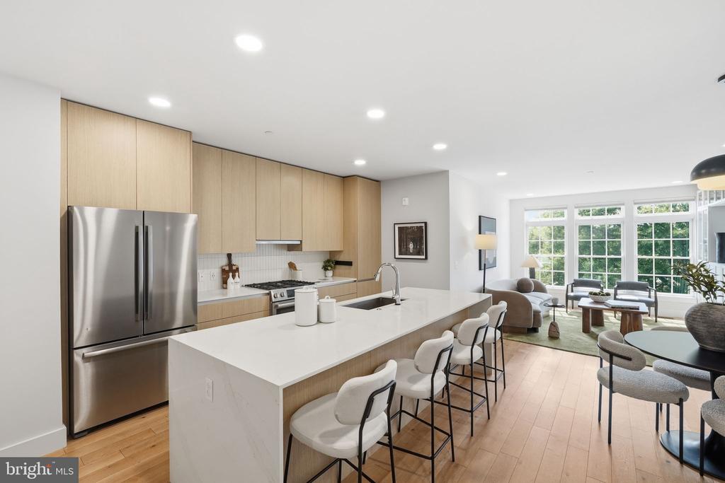 1309 E STREET SE Unit: 20