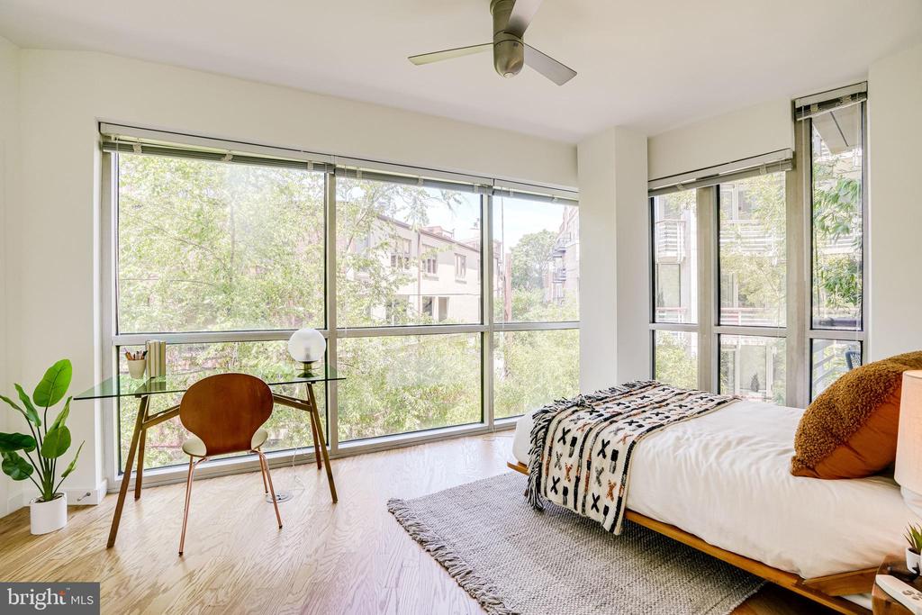 1300 13TH STREET NW Unit: 309