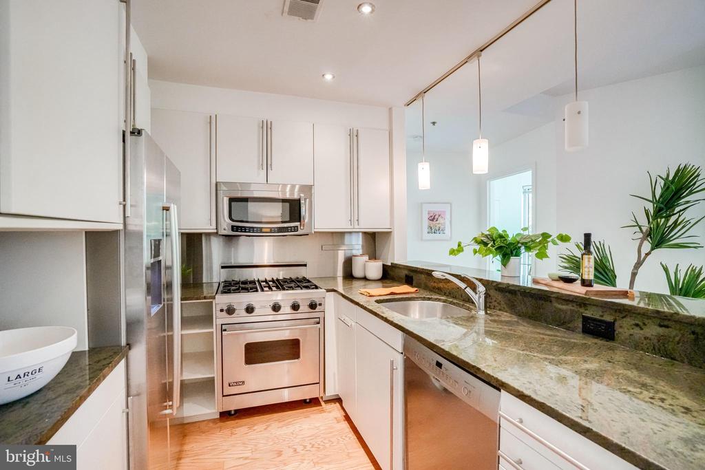 1300 13TH STREET NW Unit: 309