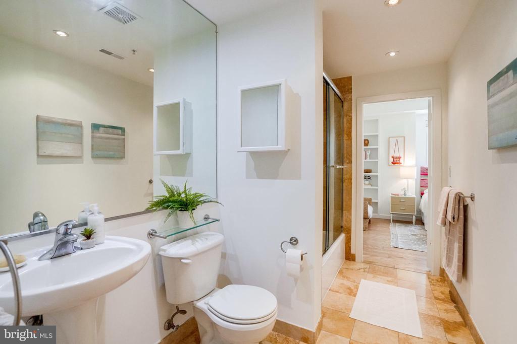 1300 13TH STREET NW Unit: 309
