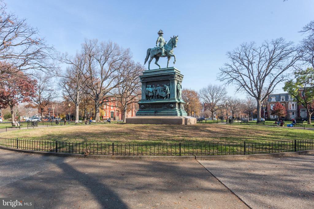 1300 13TH STREET NW Unit: 309