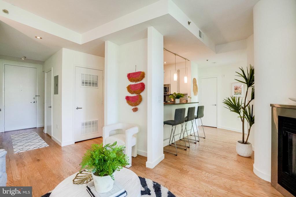 1300 13TH STREET NW Unit: 309