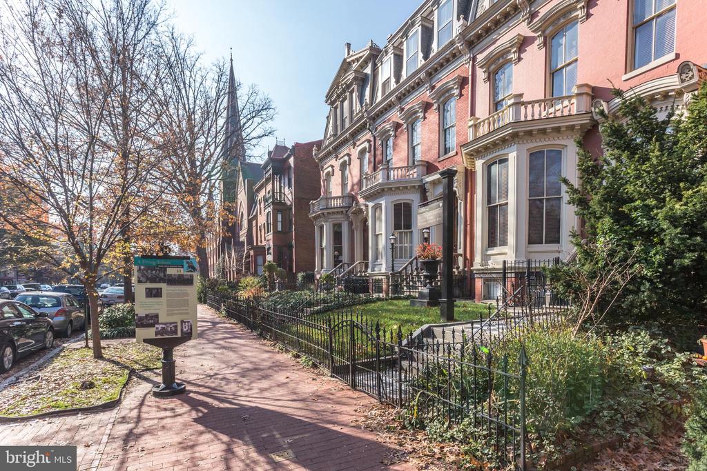1300 13TH STREET NW Unit: 309
