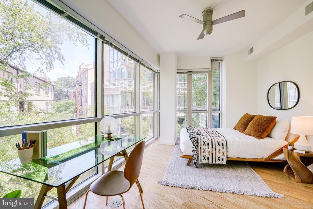 1300 13TH STREET NW Unit: 309