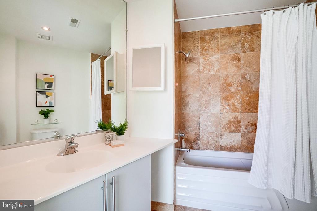 1300 13TH STREET NW Unit: 309