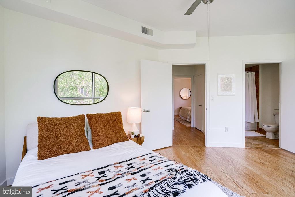 1300 13TH STREET NW Unit: 309
