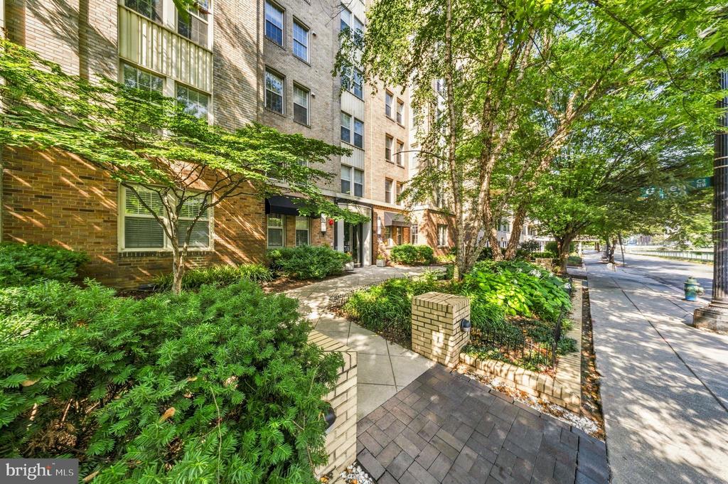 1314 MASSACHUSETTS AVENUE NW Unit: 606