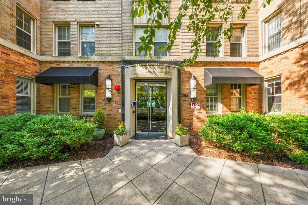 1314 MASSACHUSETTS AVENUE NW Unit: 606