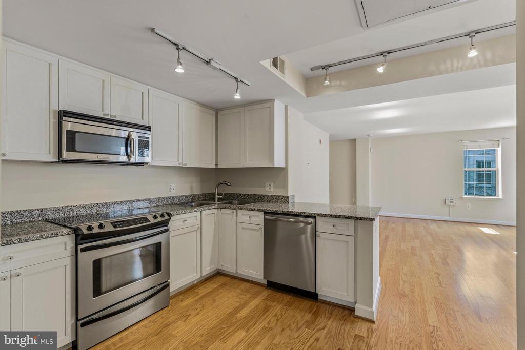 1314 MASSACHUSETTS AVENUE NW Unit: 606