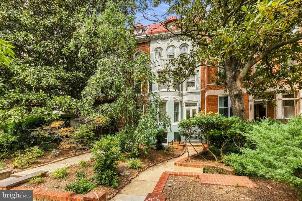 2023 KALORAMA ROAD NW Unit: 1