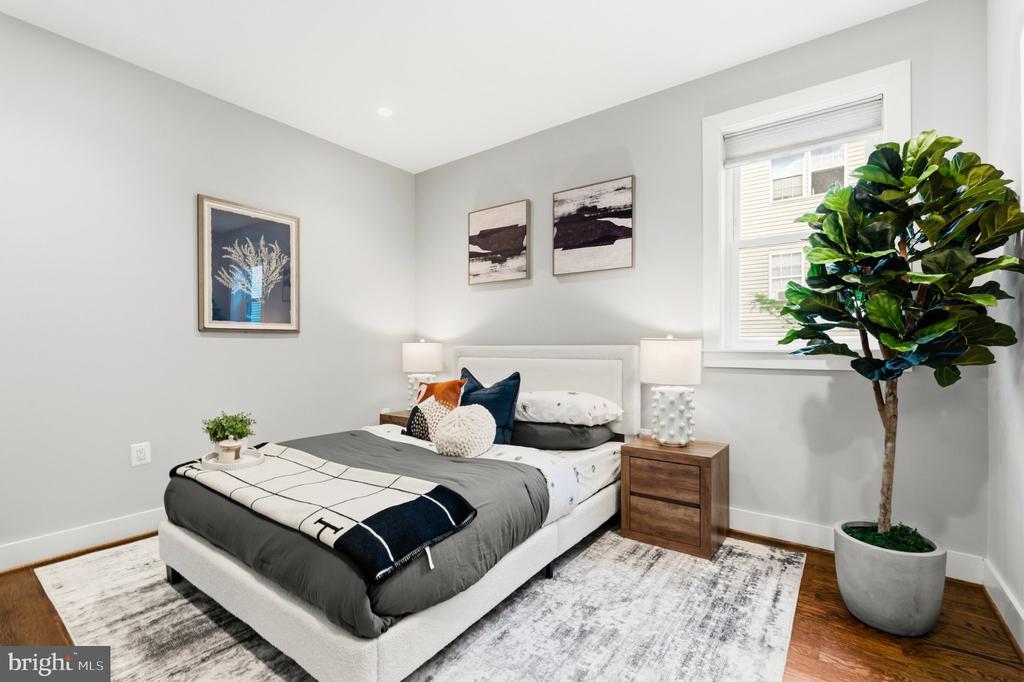 1227 MORSE STREET NE Unit: 2