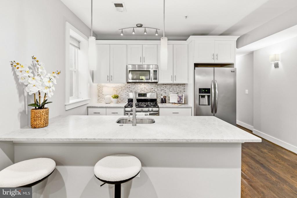1227 MORSE STREET NE Unit: 2