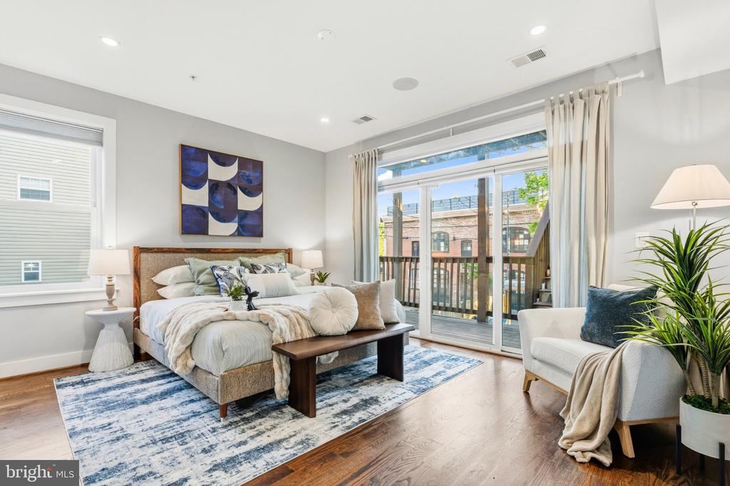 1227 MORSE STREET NE Unit: 2