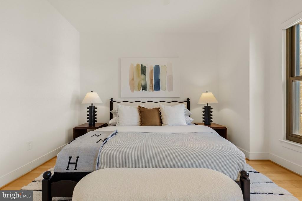 910 M STREET NW Unit: 601