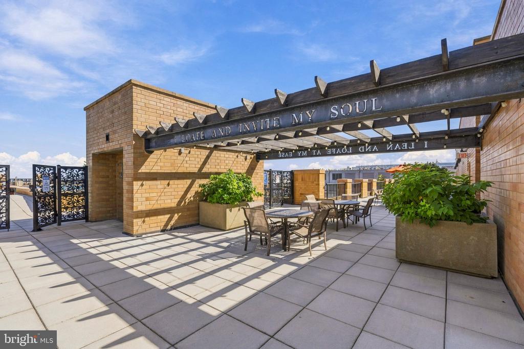 910 M STREET NW Unit: 601