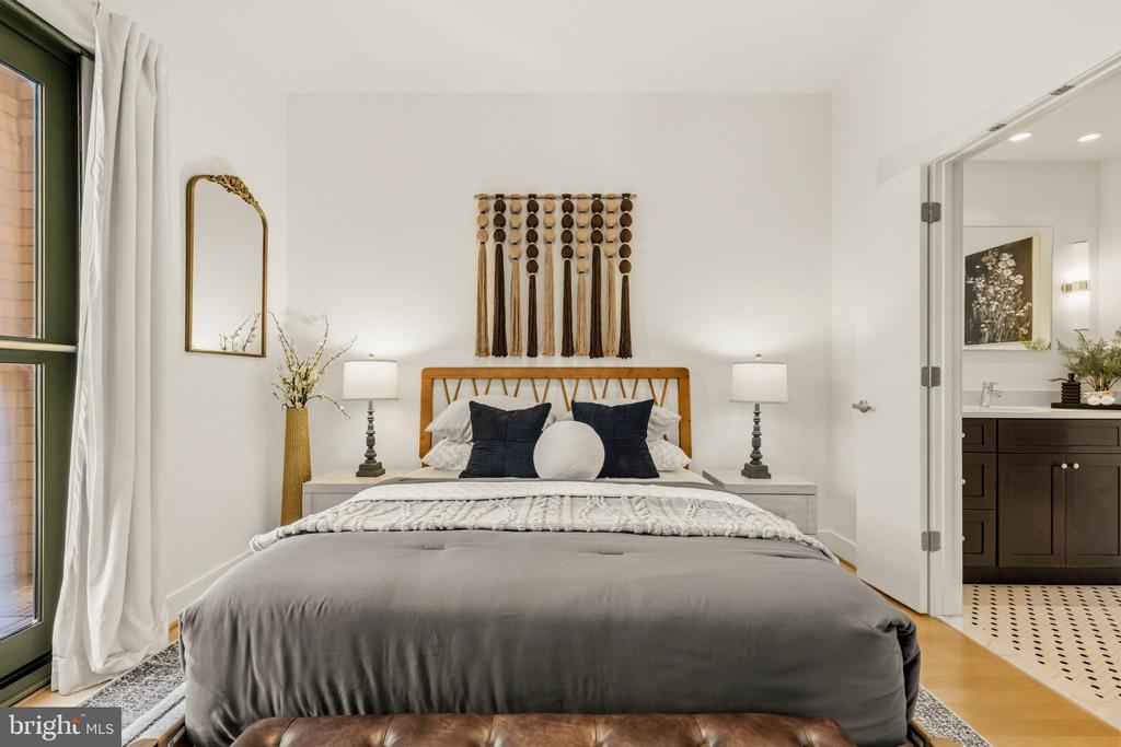 910 M STREET NW Unit: 601