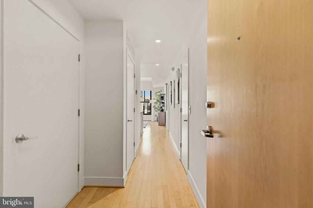 910 M STREET NW Unit: 601