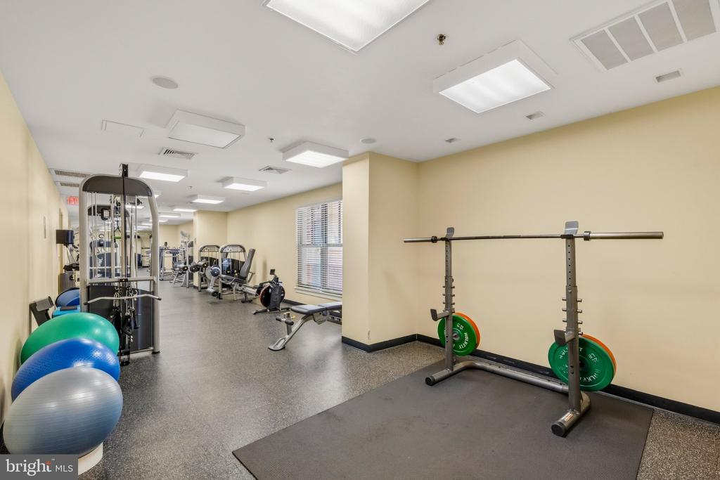 910 M STREET NW Unit: 601