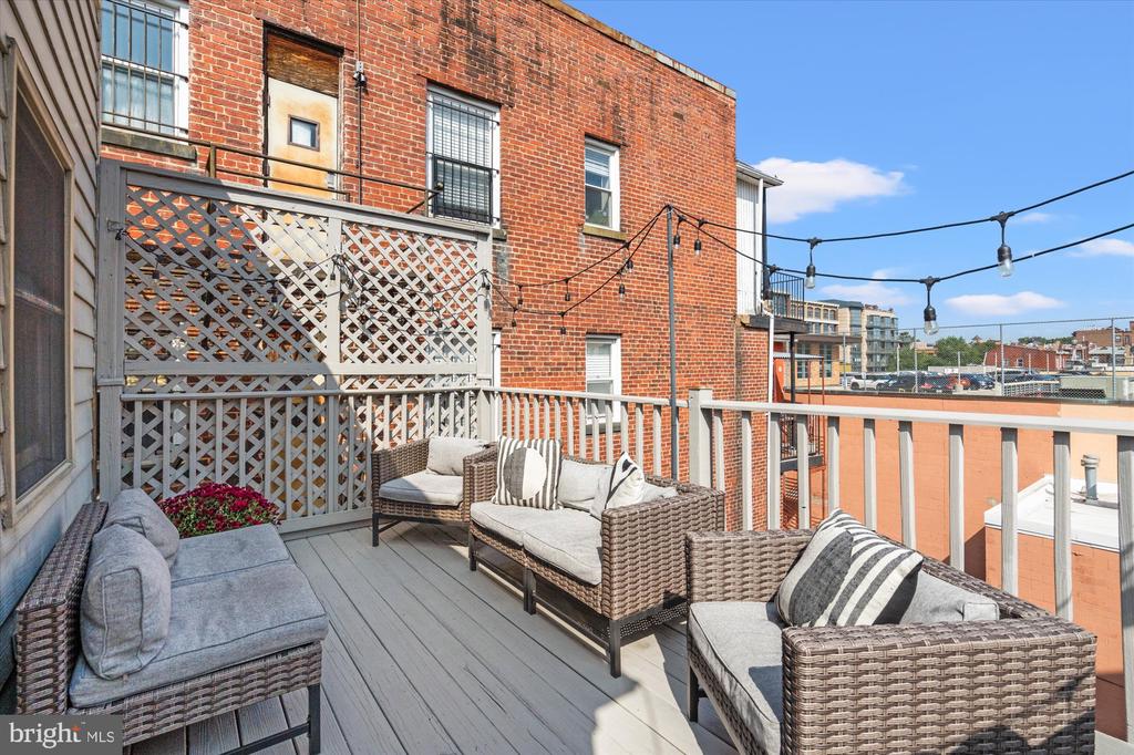 1407 15TH STREET NW Unit: 4
