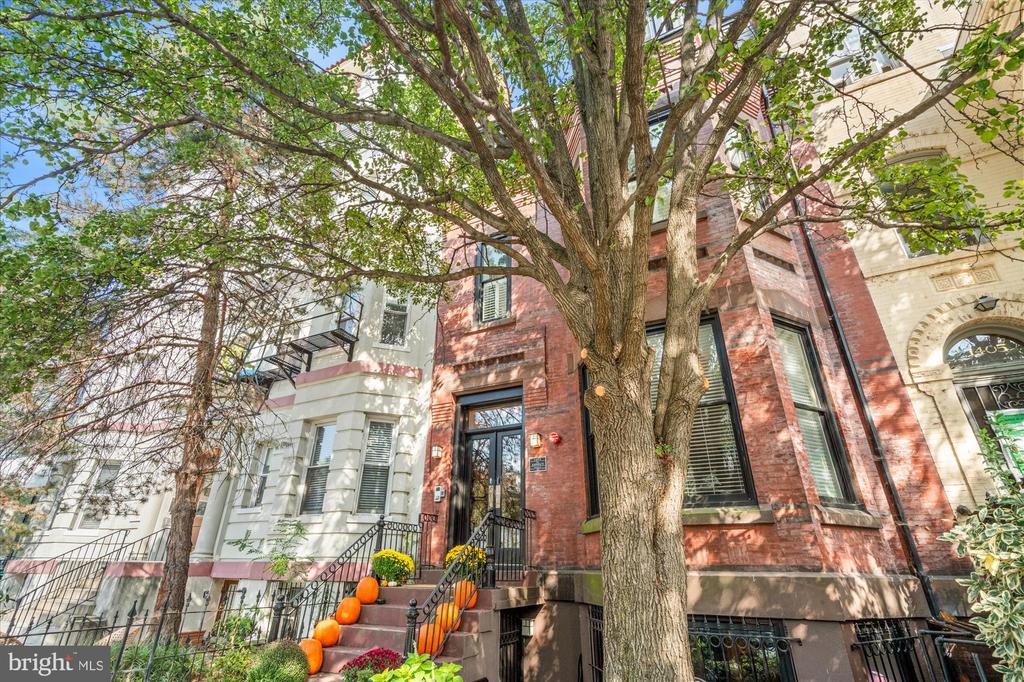 1407 15TH STREET NW Unit: 4