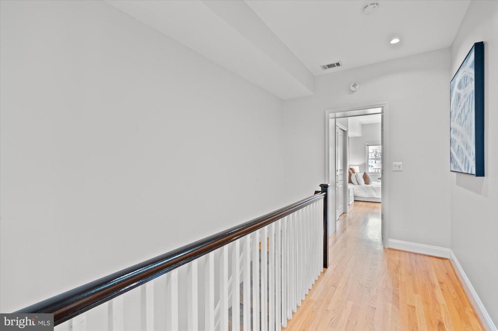 1407 15TH STREET NW Unit: 4