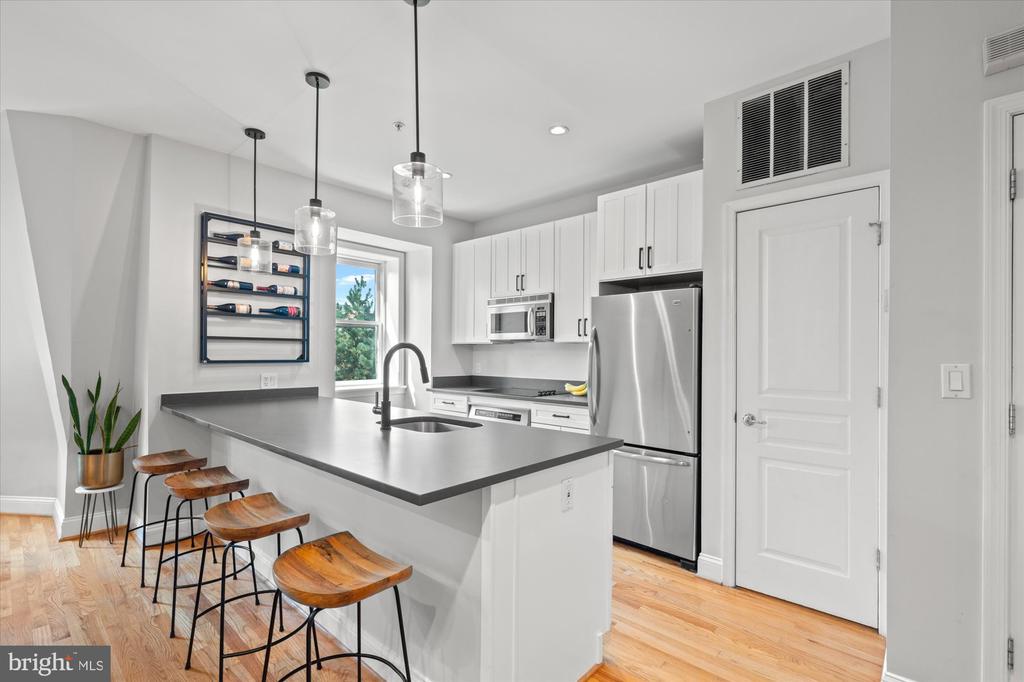 1407 15TH STREET NW Unit: 4