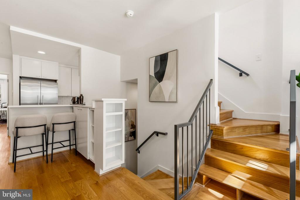 2023 KALORAMA ROAD NW Unit: 4
