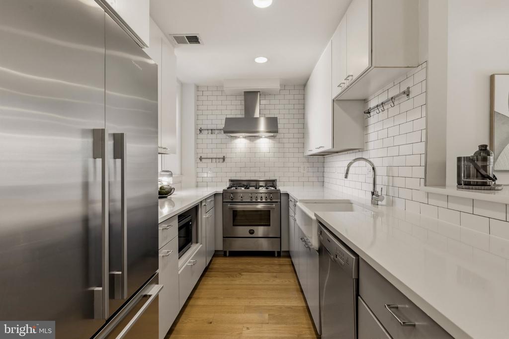 2023 KALORAMA ROAD NW Unit: 4