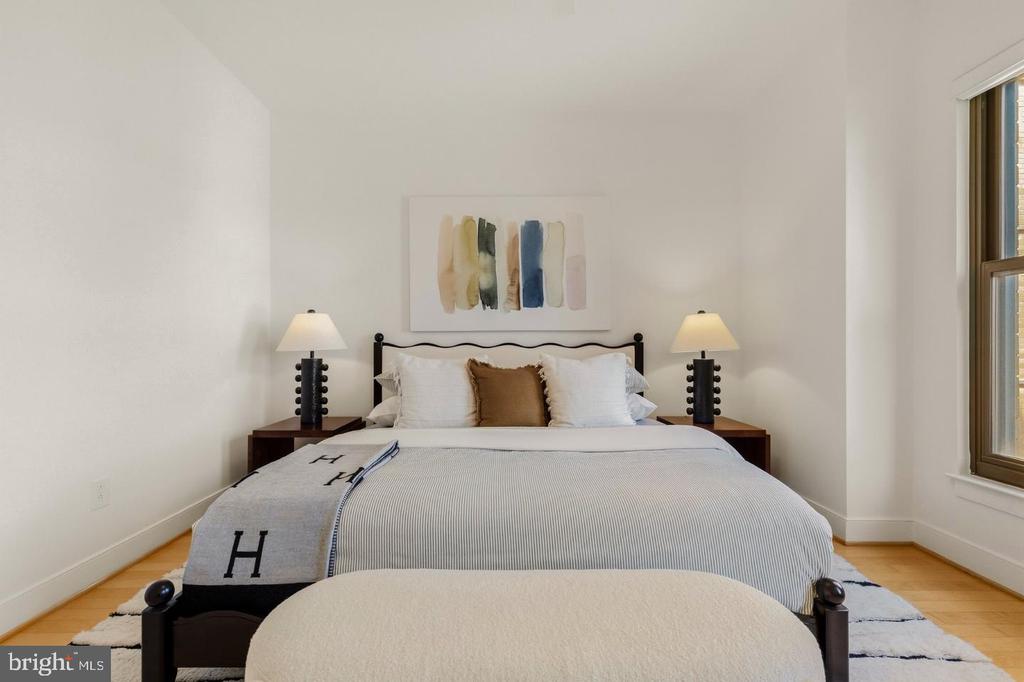 910 M STREET NW Unit: 601