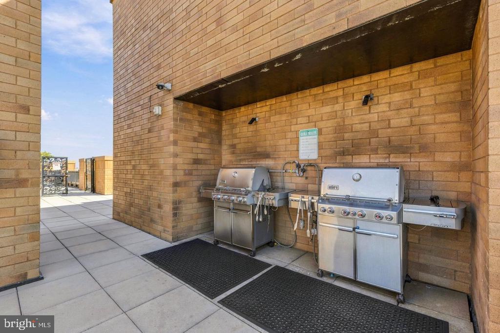 910 M STREET NW Unit: 601