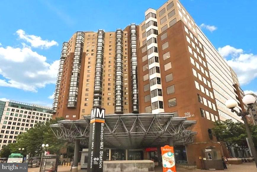 900 N Stafford St #1614