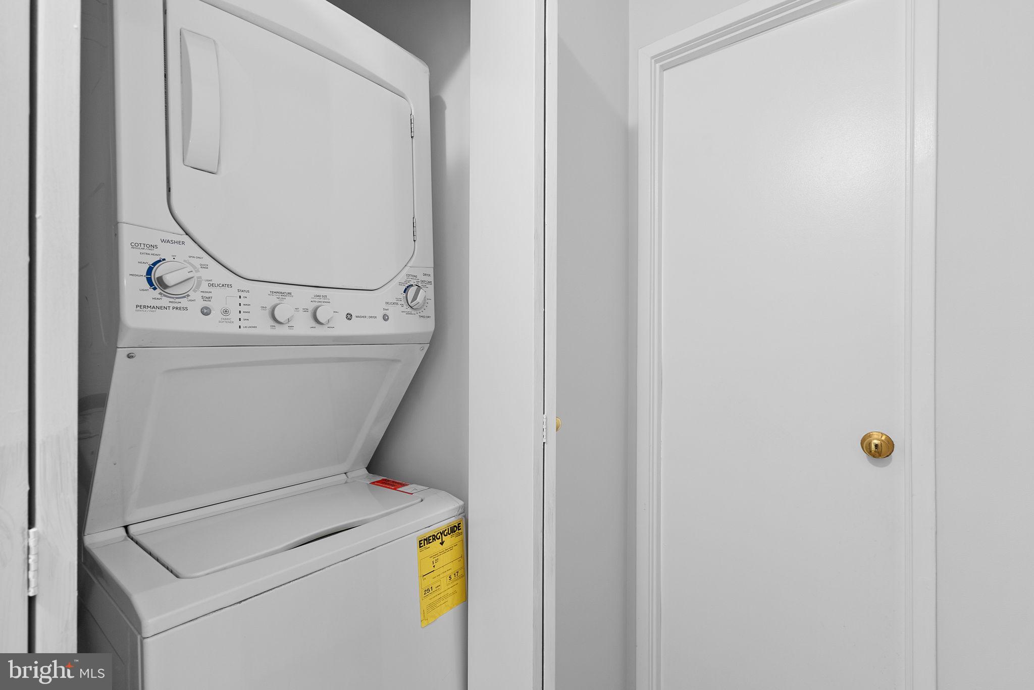 900 N Stafford St #1614