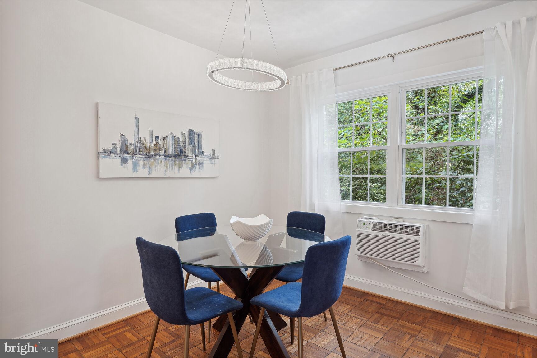 1613 Ripon Pl