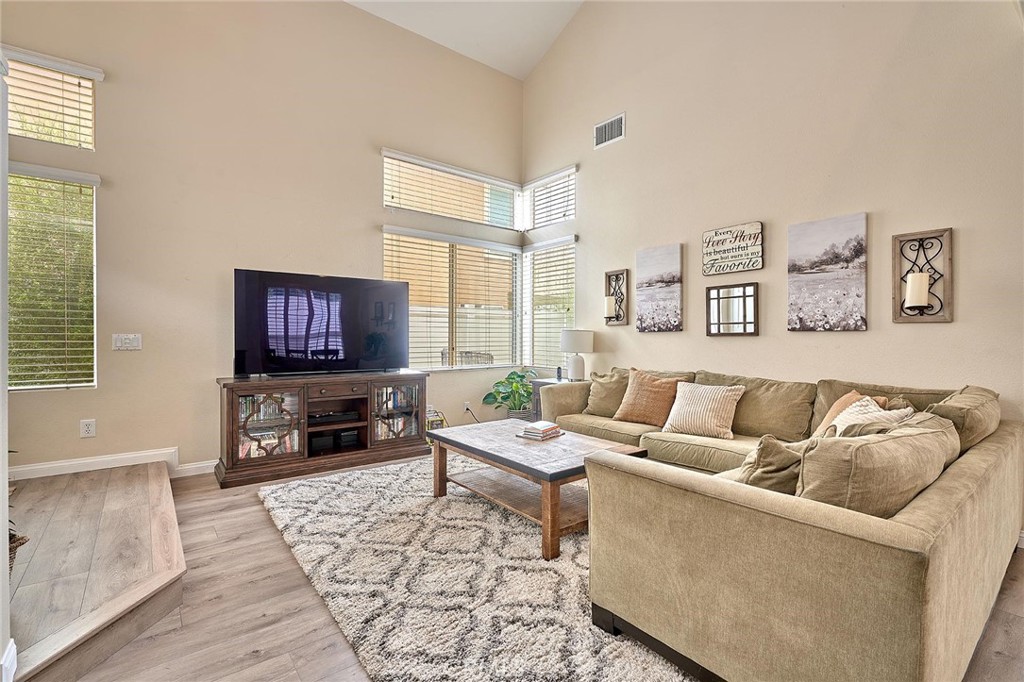958 S Silver Star Way