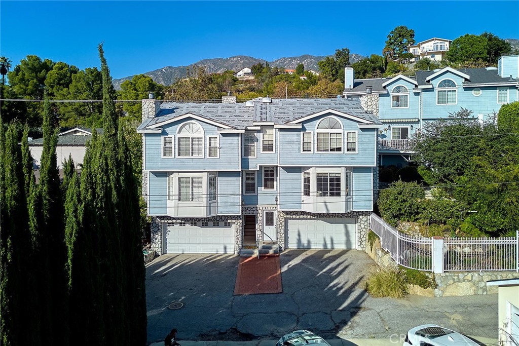 2350 Foothill Boulevard 2