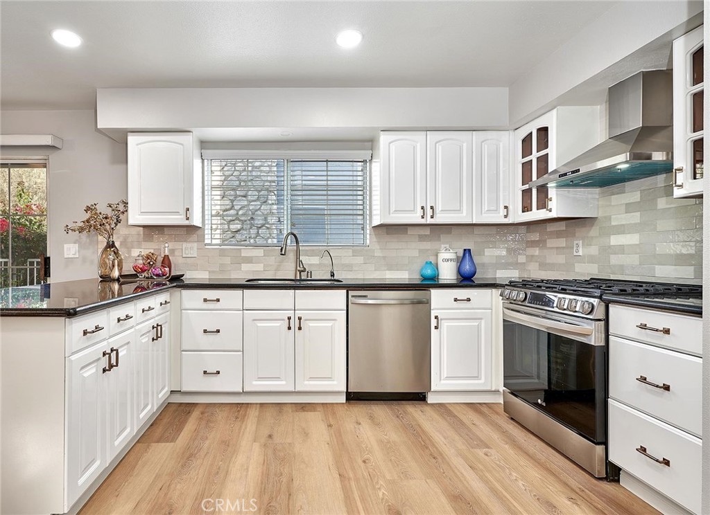 2350 Foothill Boulevard 2