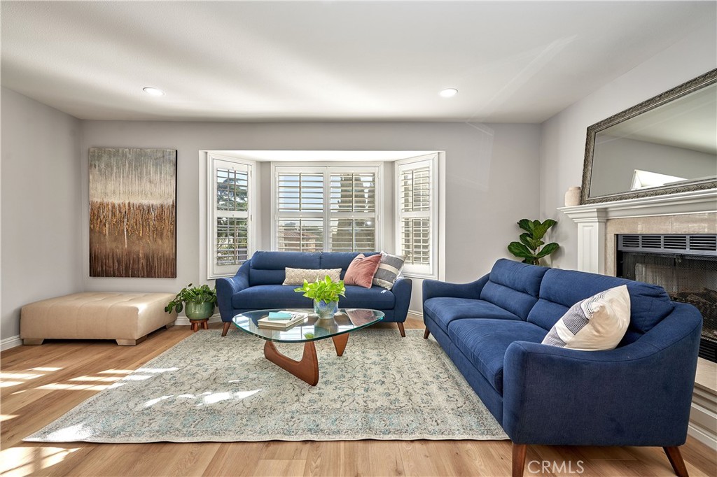 2350 Foothill Boulevard 2