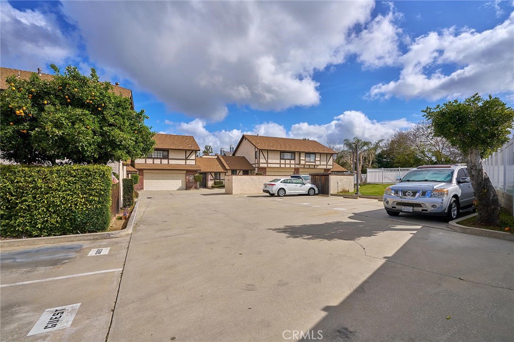 1150 N Sunflower Avenue B