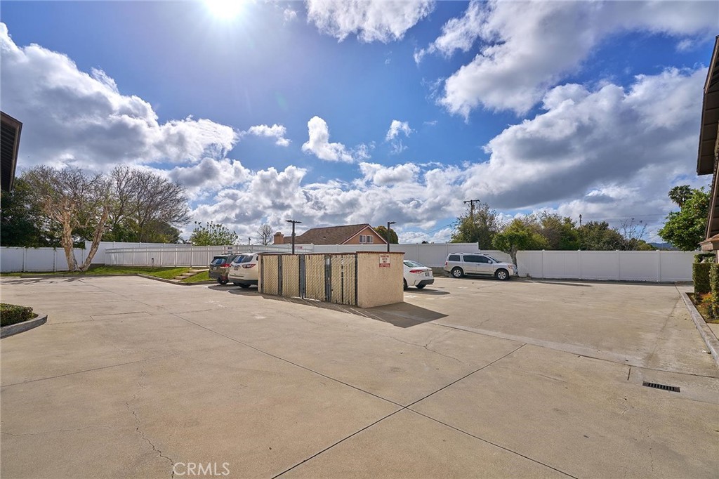 1150 N Sunflower Avenue B