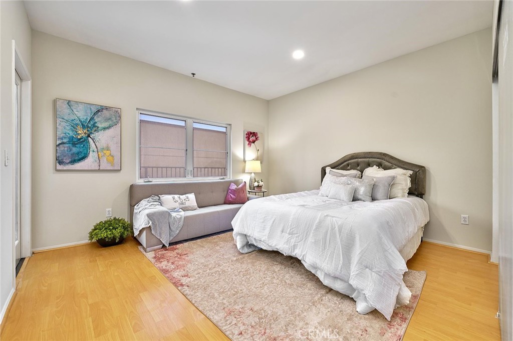 11124 Burbank Boulevard 105