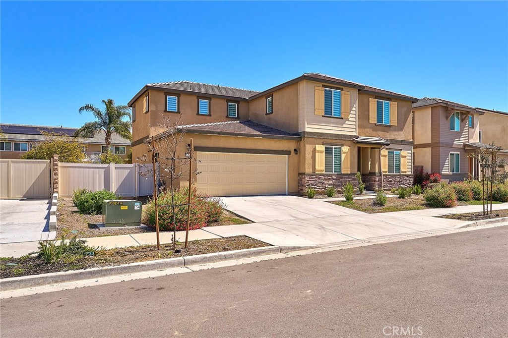 32846 Forgecroft Street