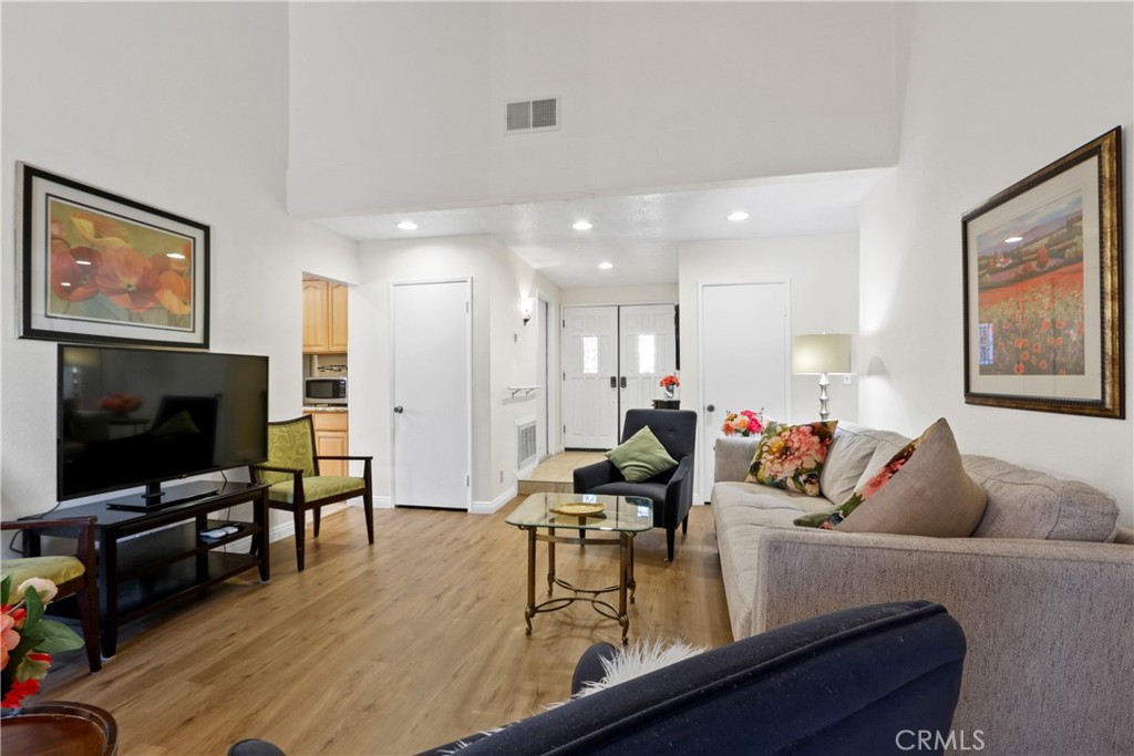 15918 La Ronda Circle