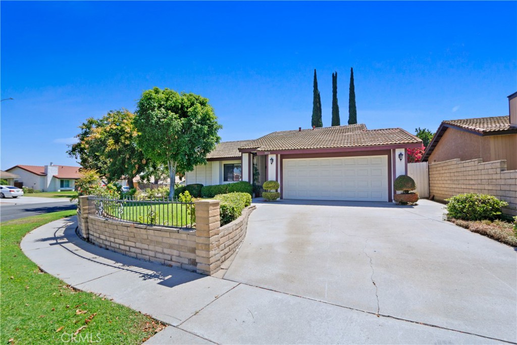 15918 La Ronda Circle