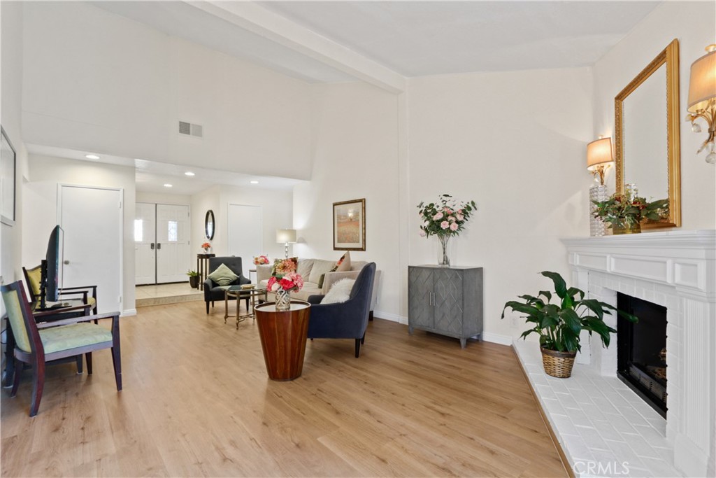 15918 La Ronda Circle