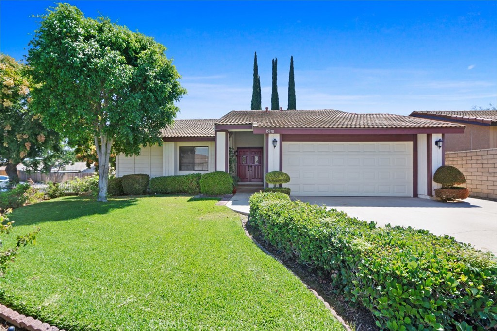 15918 La Ronda Circle