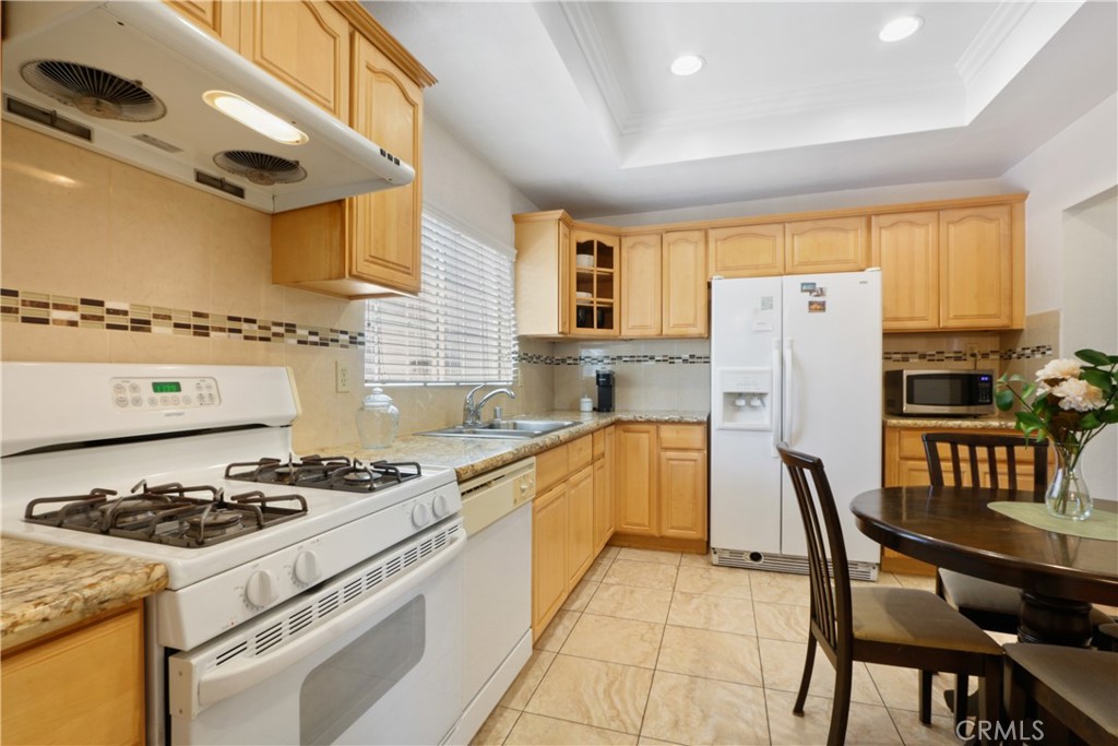15918 La Ronda Circle