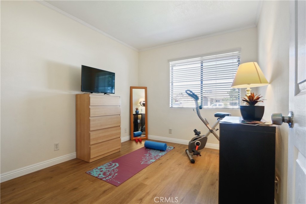 15918 La Ronda Circle