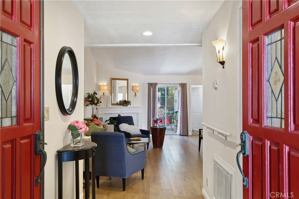 15918 La Ronda Circle