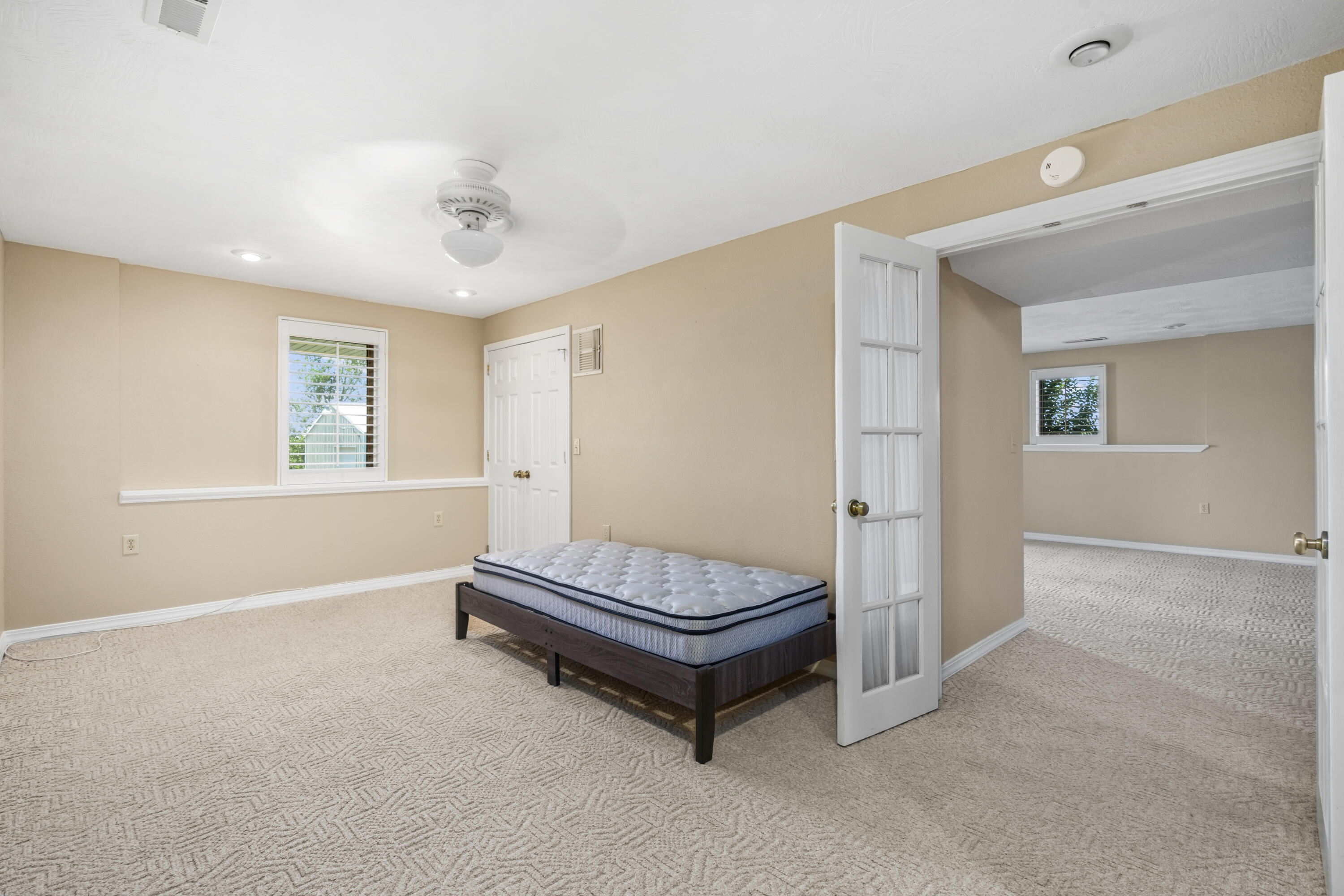 10071 W Farm Road 48